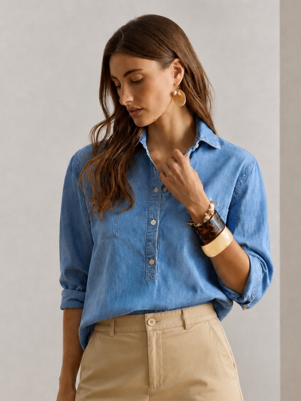 Coastal Classic Chambray Popover Shirt Light Wash Button Front Top